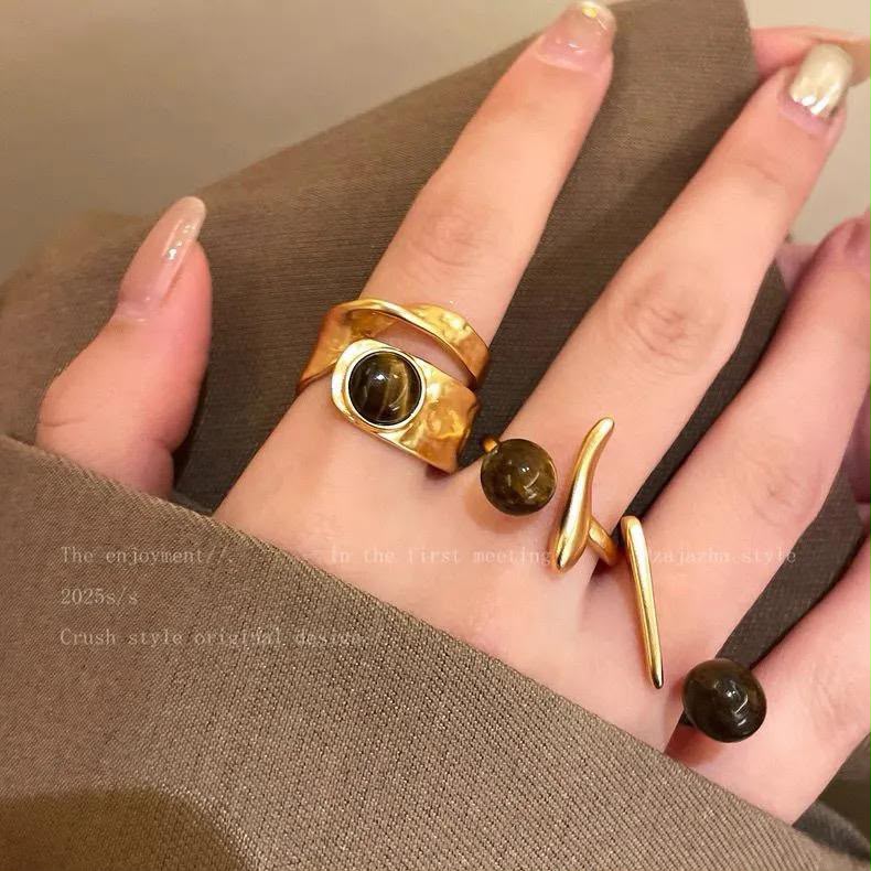 Nocturne Rings