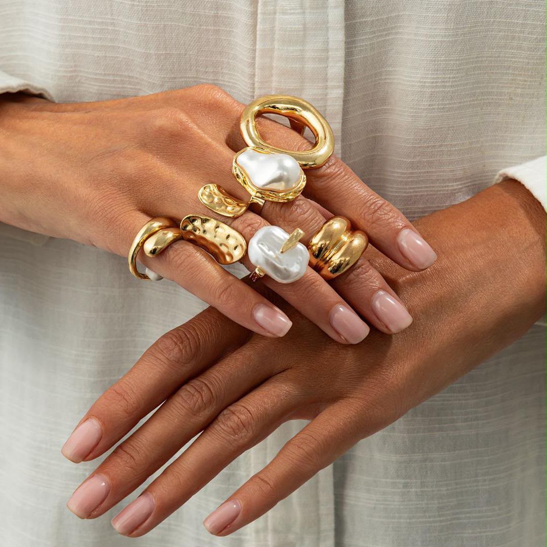 The Marea Rings